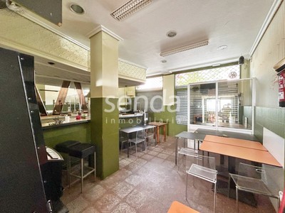 Local comercial en venta en Vitoria, Ariznavarra