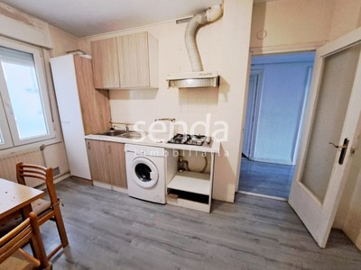 Piso en venta en Vitoria, Gorbea, con 3 dormitorios, baño, trastero y terraza