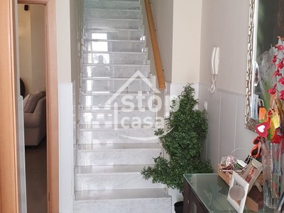 Casa en venta en Fernan Nuñez, Casco Antiguo, con 3 dormitorios y 2 baños