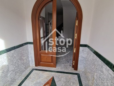 Casa en venta en Fernan Nuñez, Cerca Del Centro, con 5 dormitorios, 2 baños, trastero, 2 balcones y 3 terrazas