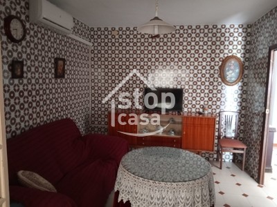 Casa en alquiler en Montemayor, Cercana Al Centro, con 2 dormitorios, baño, plaza de garaje, trastero y 3 terrazas