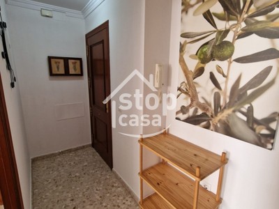 Piso en alquiler en Fernan Nuñez, Zona Alta, con 2 dormitorios, baño y trastero