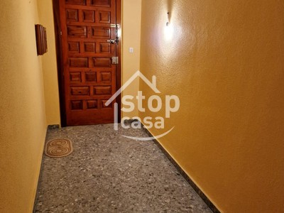 Piso en venta en Fernan Nuñez, En El Centro, con 3 dormitorios, 2 baños, trastero y balcón