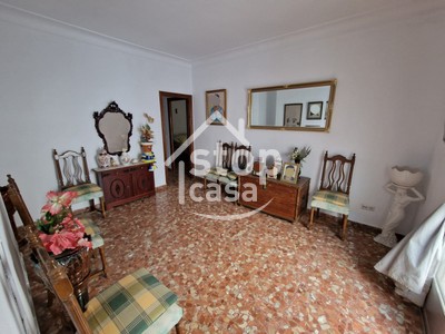 Casa + local en venta en Montemayor, Centro, con 6 dormitorios, 2 baños, 2 aseos, 2 balcones y 2 terrazas