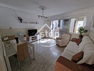 Casa en venta en Fernan Nuñez, Buen Acceso A La Autovía, con 5 dormitorios, 2 baños, trastero, 2 balcones y terraza