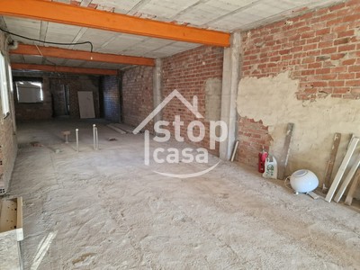 Piso en venta en Fernan Nuñez, Zona Alta, con trastero, 2 balcones y terraza