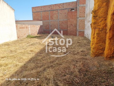 Solar en venta en Fernan Nuñez, Cercano Al Ayuntamiento