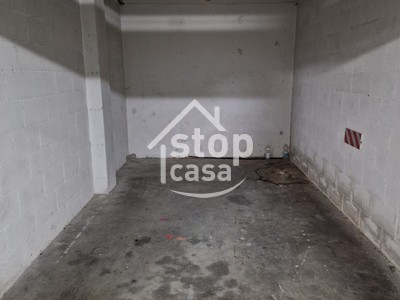 Garaje en alquiler en Fernan Nuñez, Zona Alta