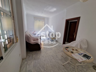Piso en venta en Fernan Nuñez, Zona Alta, con 4 dormitorios, baño, aseo, trastero y terraza