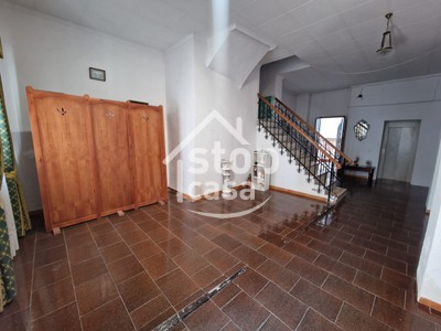 Casa en venta en Fernan Nuñez, Zona Centro, con 7 dormitorios, 2 baños, trastero, 2 balcones y 3 terrazas