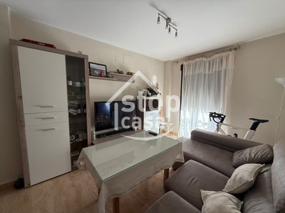 Piso en venta en Fernan Nuñez, Zona Alta, con 2 dormitorios, baño y 3 balcones