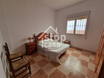 HABITACIÓN INTERIOR PLANTA BAJA