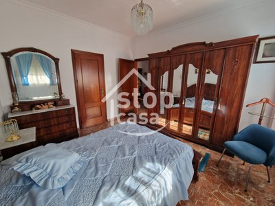 HABITACIÓN PRINCIPAL CON BAÑO EN SUIT