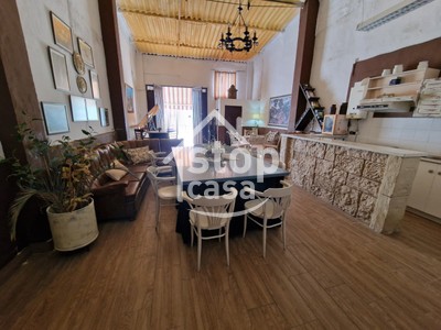 Cocherón en venta en Fernan Nuñez, Cerca De La Zona Comercial