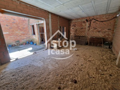 Casa en venta en Montemayor, Entrada Del Pueblo, con 6 dormitorios, 4 baños, 2 plazas de garaje, trastero y 4 terrazas