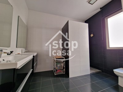 BAÑO EN SUIT
