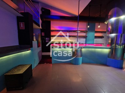 Bar en venta en Fernan Nuñez, Zona Alta, con 3 aseos