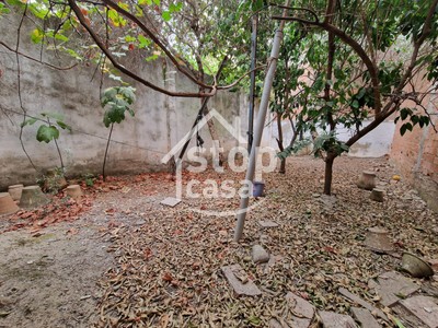 Casa en venta en Fernan Nuñez, Cerca Del Centro, con 2 dormitorios, baño, plaza de garaje, trastero, balcón y 4 terrazas
