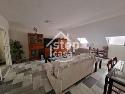 Piso en venta en Fernan Nuñez, En El Centro, con 4 dormitorios, 2 baños y trastero