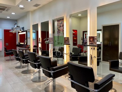 Locales en venta en Sopelana, con baño