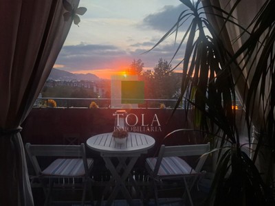 Piso en venta en Leioa, con 1 dormitorio, baño y terraza