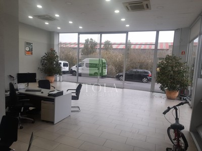 Pabellón en venta en Urduliz