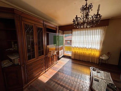 Piso en venta en Gorliz, con 2 dormitorios, baño, balcón y terraza
