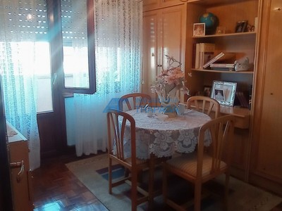 Piso en venta en Trapagaran, con 3 dormitorios y baño