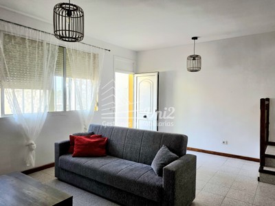 Casa en alquiler en San Bartolomé De Tirajana, San Fernando De Maspalomas, con 3 dormitorios, baño, aseo, plaza de garaje y balcón
