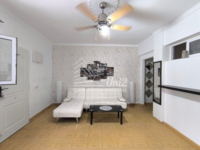 Piso en venta en Las Palmas De Gran Canaria, con 1 dormitorio y baño