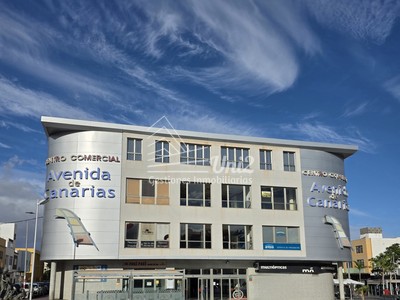 Locales en venta en Santa Lucía De Tirajana, El Doctoral, con baño