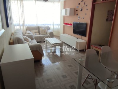 Piso en venta en San Bartolomé De Tirajana, San Fernando De Maspalomas, con 3 dormitorios, baño y plaza de garaje