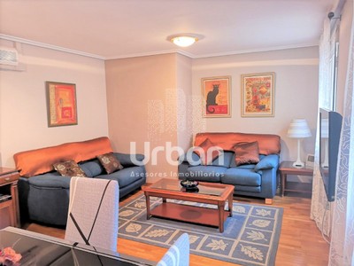 Piso en venta en Zaragoza, San Jose, con 3 dormitorios, 2 baños y terraza