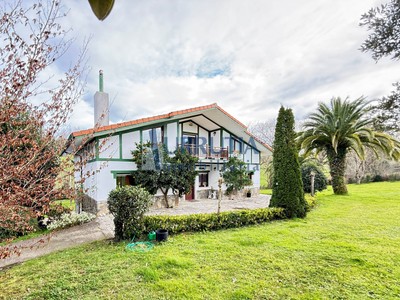 Chalet en venta en Gamiz-fika, Ergoien, con 3 dormitorios, 3 baños, 3 plazas de garaje, trastero, balcón, terraza y terreno