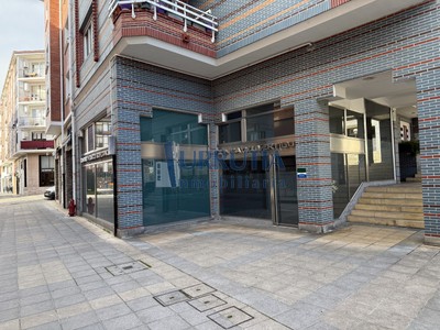 Locales en venta en Mungia, Centro, con 2 baños