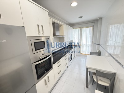 Piso en venta en Mungia, Villa Luisa, con 1 dormitorio, baño, plaza de garaje, trastero, balcón y terraza