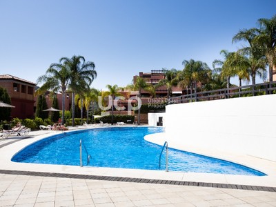 Apartamento en venta en Casares, Casares Costa, con 2 dormitorios, 2 baños, plaza de garaje y trastero