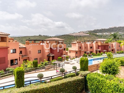 Apartamento en venta en Casares Costa, Casares Costa, con 2 dormitorios, 2 baños, plaza de garaje y trastero