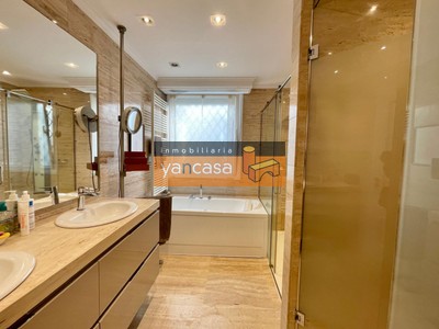 BAÑO SUITE 1