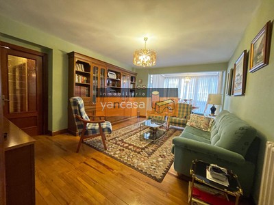 Piso en venta en Bilbao, Solokoetxe, con 3 dormitorios, baño y aseo