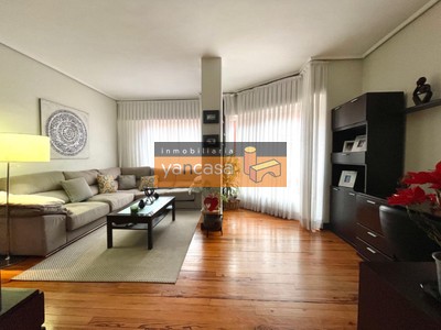 Piso en venta en Bilbao, Solokoetxe, con 3 dormitorios y 2 baños
