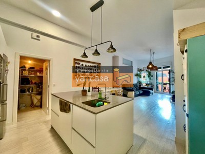 Piso en venta en Bilbao, Solokoetxe, con 2 dormitorios, 2 baños, trastero y balcón