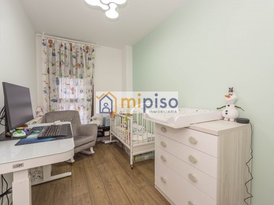 Dormitorio individual 1