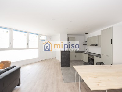 SALON/COCINA