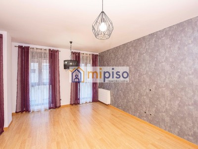 Piso en alquiler en Getafe, Los Molinos, con 3 dormitorios, 2 baños, 2 plazas de garaje y trastero