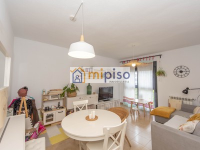 Piso en alquiler en Getafe, Los Molinos, con 3 dormitorios, 2 baños y 2 plazas de garaje