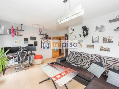Piso en alquiler en Getafe, Los Molinos, con 3 dormitorios, 2 baños y plaza de garaje