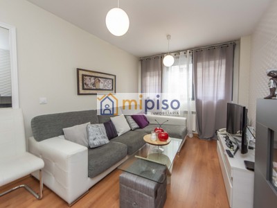 Piso en venta en Leganes, con 2 dormitorios, 2 baños, 2 plazas de garaje y trastero