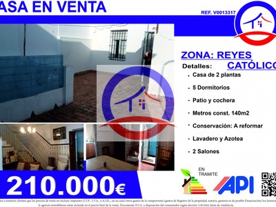 Casa en venta en Dos Hermanas, Avd. Reyes Catolicos, con 5 dormitorios, baño y plaza de garaje