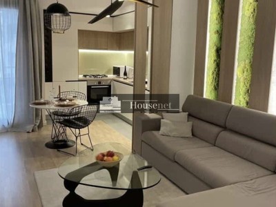 Apartamento en alquiler en Barcelona, con 2 dormitorios y baño